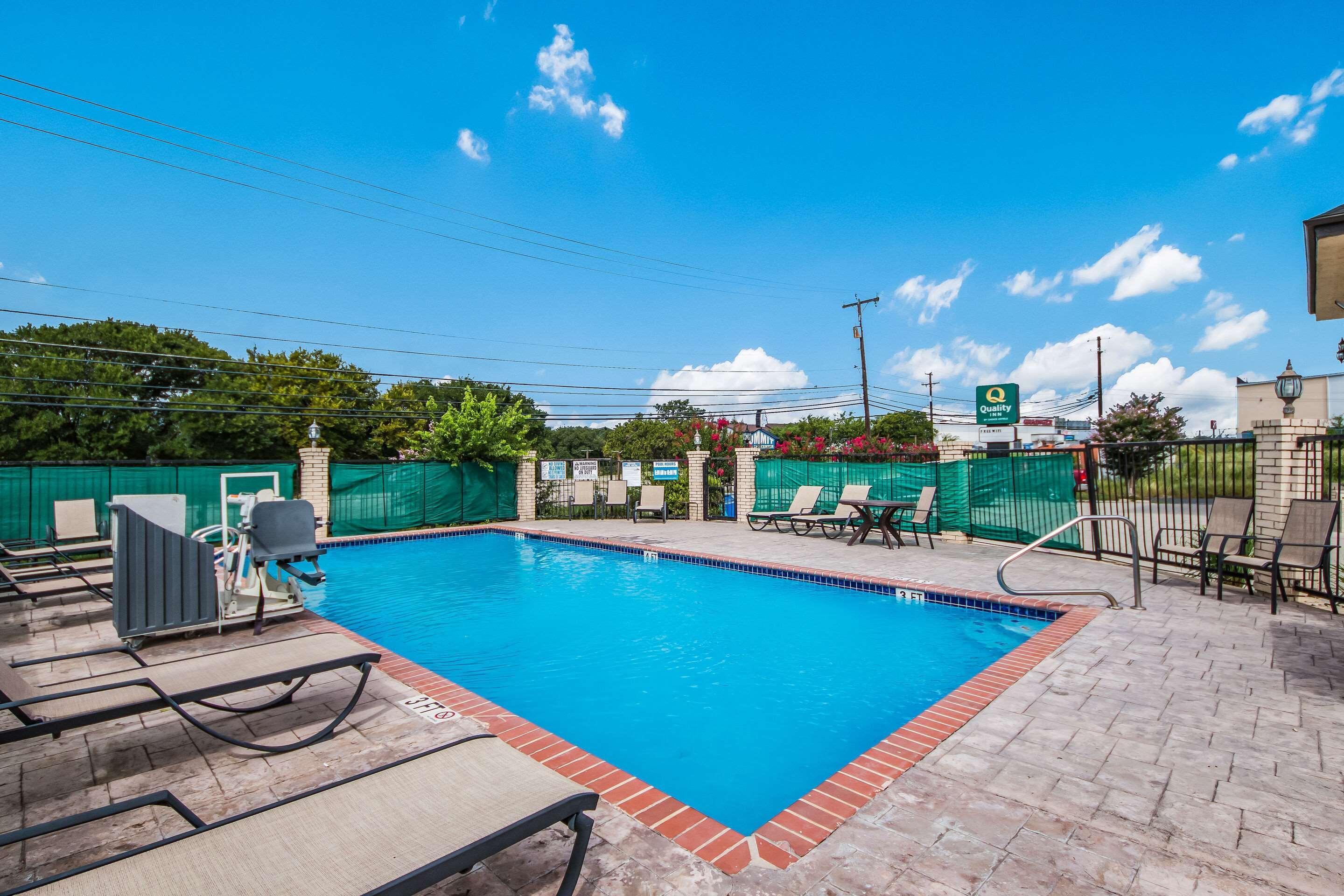 Quality Near Medical Center Gasthof San Antonio